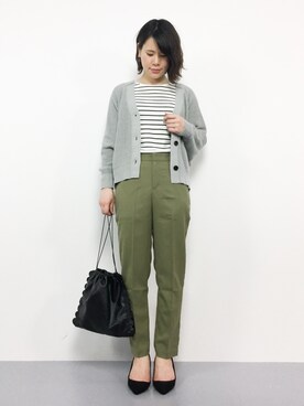 「スカラップ」｜「アイテム（スラックス）」を使った、natsumiさん（レディース・160cm）の春コーディネート