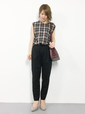 「黒パンツ」｜natsumiさん（レディース・160cm）の秋コーディネート