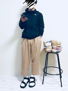 「ザノースフェイス」｜「アイテム（スウェット）」を使った、kazuma[geometric]さん（メンズ・170cm）の春コーディネート
