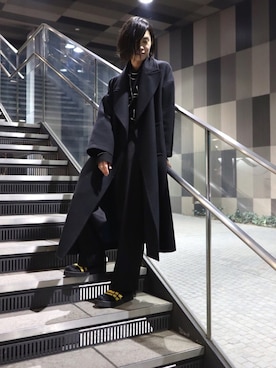 「SHAREEF（シャリーフ）のアイテム（チェスターコート）」を使った、じまたくさん（メンズ・175cm）の冬コーディネート