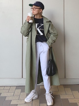 「トレンチ」｜「アイテム（スウェット）」を使った、meguさん（レディース・158cm）の冬コーディネート