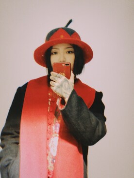 「アイテム（ダッフルコート、レッド系）」を使った、高川野一さん（レディース・162cm）の冬コーディネート