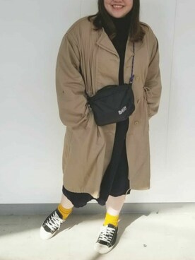 「差し色(黄色)」｜「アイテム（その他アウター）」を使った、ひさん（レディース・160cm）の春コーディネート