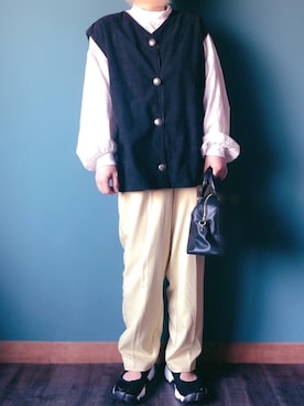 「アイテム（スラックス、イエロー系）」を使った、AYUMIさん（レディース・157cm）の春コーディネート