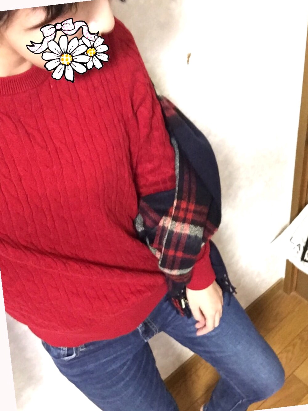 「シンプル」｜「UNIQLOのコットンカシミヤケーブルセーター（ニット/セーター、レッド系）」を使った、yuco.882さん（レディース・156cm）の冬コーディネートの1枚目の写真