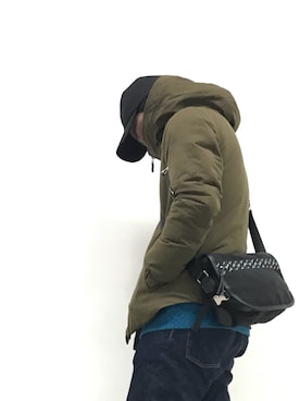 「アイテム（バングル/リストバンド）」を使った、tds_abyさん（メンズ・170cm）の秋コーディネート