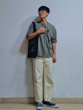 「アイテム（メガネ、ホワイト系）」を使った、Hangnyeong Leeさん（メンズ・175cm）の夏コーディネート