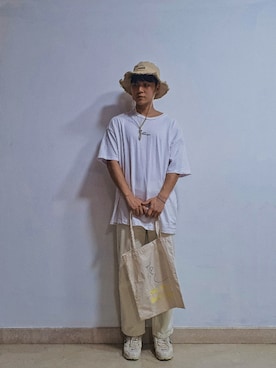 Hangnyeong Leeさんのコーディネート