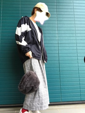 「Champion（チャンピオン）のアイテム（キャップ、ベージュ系）」を使った、MACHiCOさん（レディース・153cm）の春コーディネート