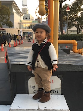 「FITH（フィス）のアイテム（スタジャン）」を使った、MAYさん（キッズ・90cm）の冬コーディネート