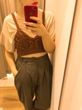 「no brand（ノーブランド）のアイテム（Tシャツ/カットソー、ベージュ系）」を使った、eiさん（レディース・163cm）の秋コーディネート