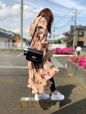 「Edit Sheen（エディットシーン）のリングモチーフフラップポシェット（ショルダーバッグ、ブラック系）」を使った、ayaさん（レディース・147cm）の春コーディネート