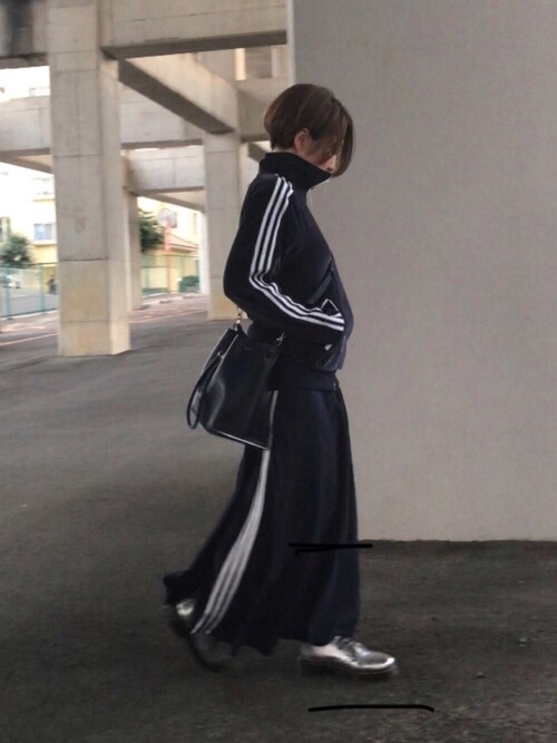 【サイズL】【匿名配送】adidas ／アディダス　オリジナルス　ロングスカート