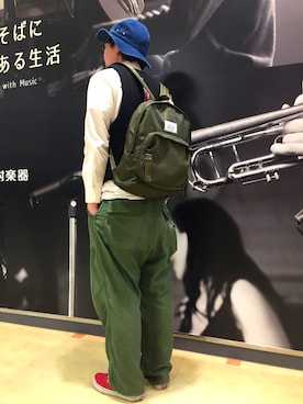 「CPH（シーピーエイチ）のアイテム」を使った、RiNc長町さん（メンズ・175cm）の春コーディネート