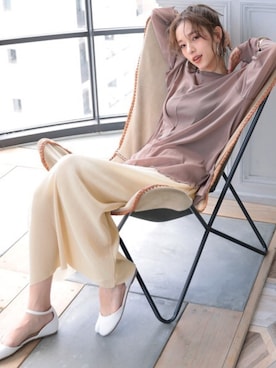 「アイテム（トップス、ブラウン系）」を使った、DONOBAN OFFICIALさん（レディース・165cm）の夏コーディネート