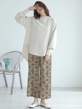 「ワッフルクルーネックＴ」｜「アイテム（パンツ）」を使った、DONOBAN OFFICIALさん（レディース・165cm）の秋コーディネート