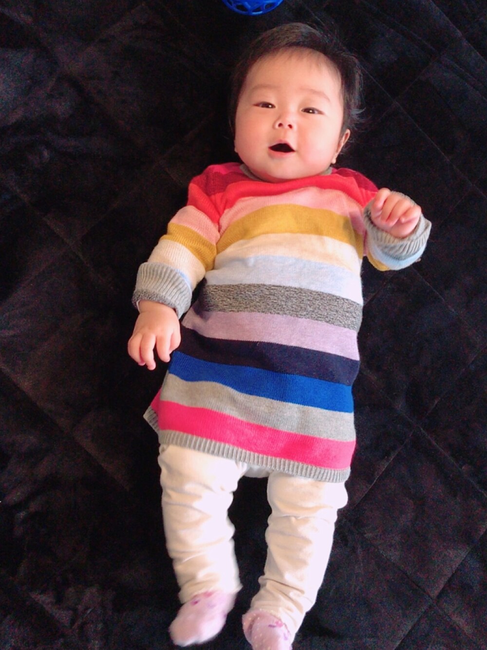 「おんなのこ、ベビーコーデ、５ヶ月、５ヶ月 80size、5ヶ月ベビー、GAP」｜「GAPのアイテム（ニット/セーター、その他）」を使った、eirenaさん（キッズ・80cm）の秋コーディネートの1枚目の写真