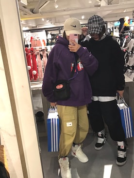 「アイテム（キャップ）」を使った、汪娅娜naさん（レディース・158cm・10代）の秋コーディネート