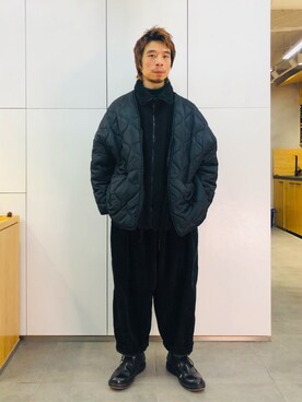 「COMFY（コンフィー）のアイテム」を使った、Ansonさん（メンズ・178cm）の冬コーディネート