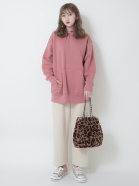Gu ジーユー のパーカー ピンク系 を使った人気ファッションコーディネート ユーザー Wearista Wear