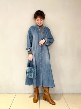 「デニムシャツワンピース」｜「アイテム（ニット/セーター）」を使った、SHOさん（レディース・153cm）の冬コーディネート