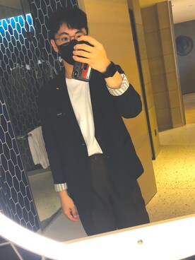 「working style」｜「アイテム（PC・スマホグッズ/家電）」を使った、ティムさん（メンズ・173cm）の冬コーディネート