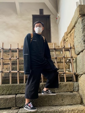 「OFF-WHITE」｜「アイテム（スウェット）」を使った、louistotoroさん（メンズ・178cm）の春コーディネート