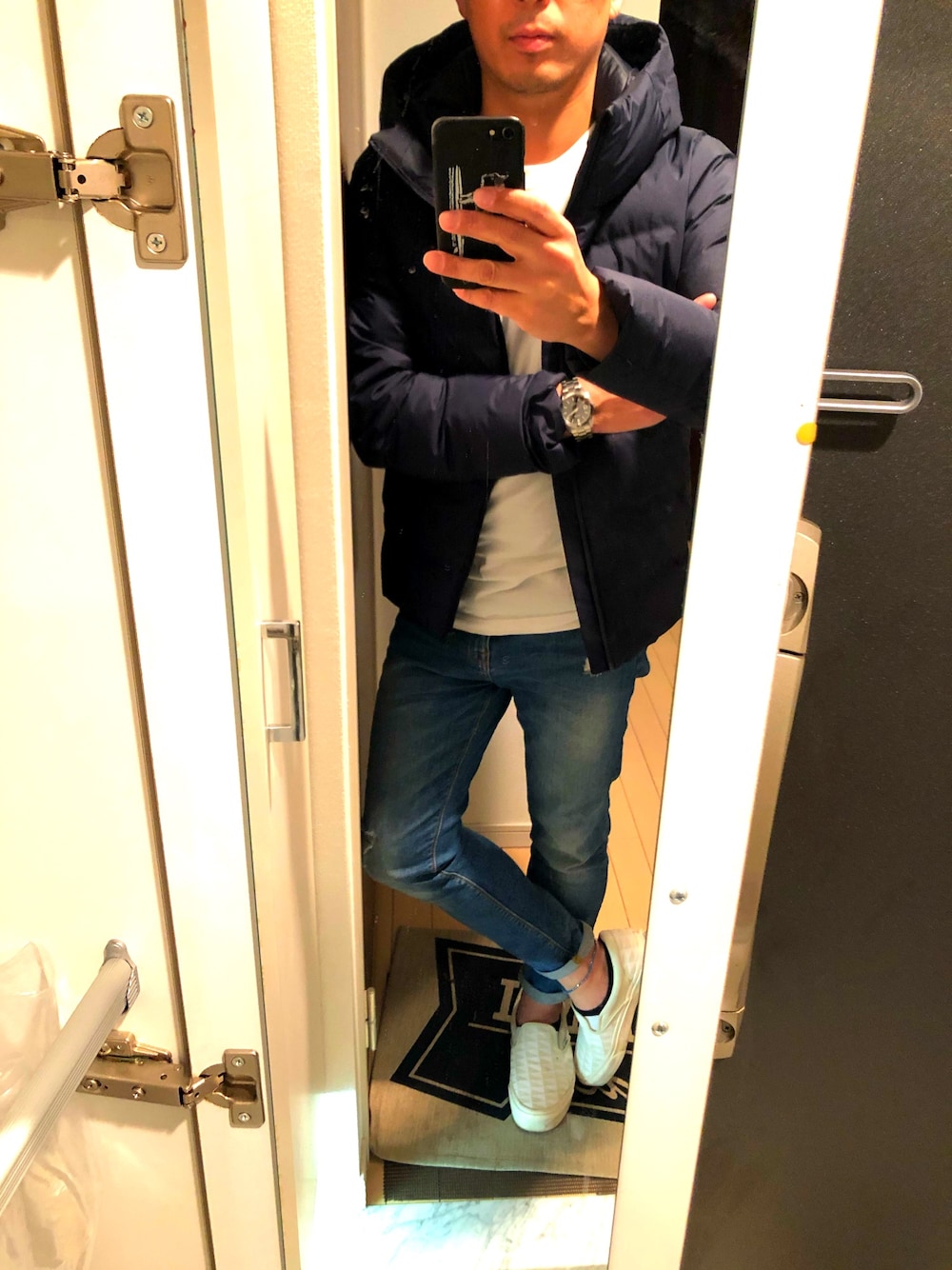 「プチプラ、シンプル、ユニクロ、ZARA、ピルグリム、GU、シンプルコーデ、プチプラコーデ、セイコー、SEIKO」｜「UNIQLOのシームレスダウンパーカ（ダウンジャケット/コート、ブルー系）」を使った、tsukasa0120さん（メンズ・167cm）の春コーディネートの1枚目の写真