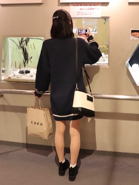 「archives（アルシーヴ）のアイテム（チェスターコート）」を使った、みやこさん（レディース・162cm）の冬コーディネート
