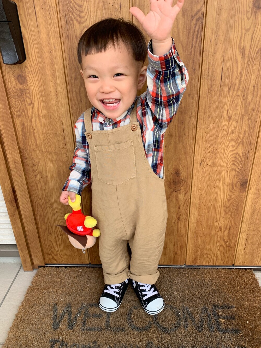 「こぼちゃんカット、キッズファッション、ZARA、ザラキッズ、ザラベビー、ZARA KIDS、zarababy、オールインワン、チェックシャツ」｜「H&Mのアイテム（シャツ/ブラウス、その他）」を使った、KAIRI⋆⋆⋆さん（キッズ・80cm）の春コーディネートの1枚目の写真