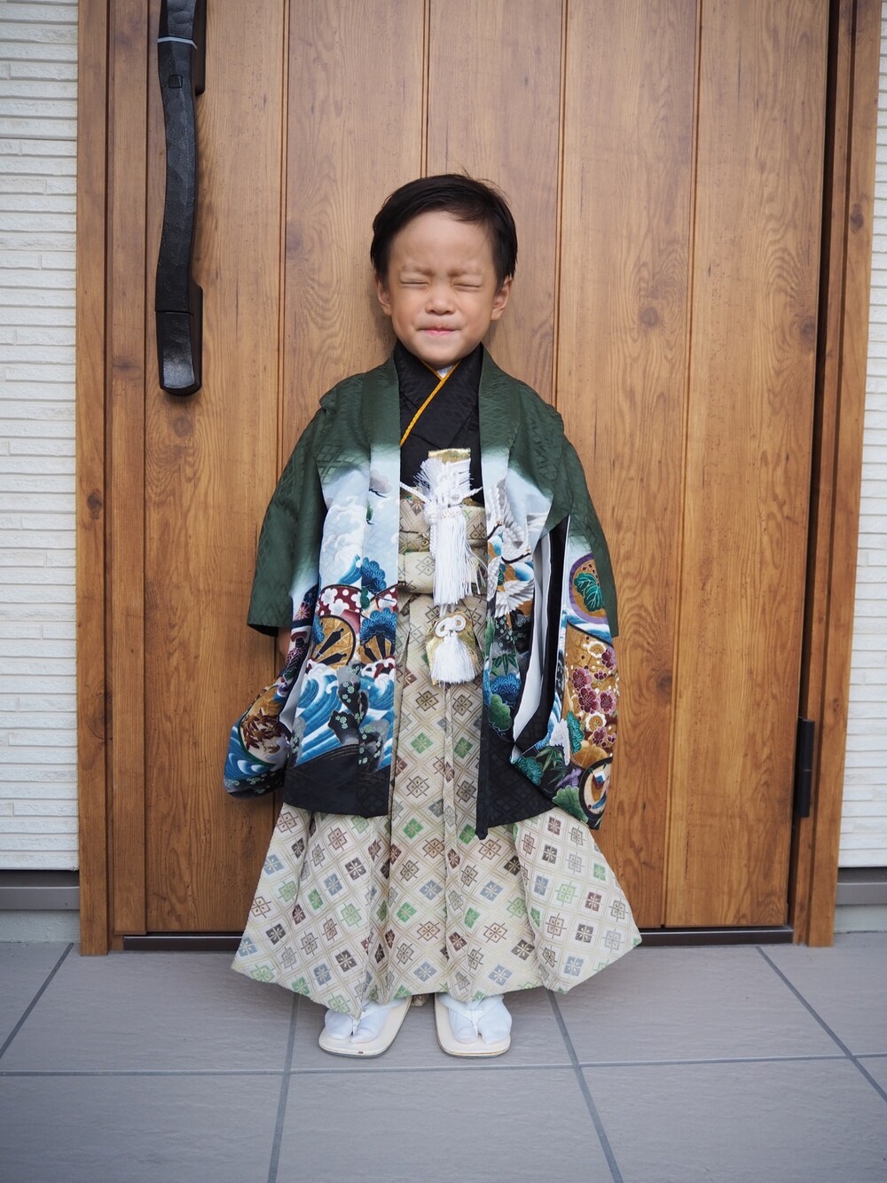 「七五三、七五三スタイル、七五三３歳」｜「レンタルのアイテム（着物、グリーン系）」を使った、KAIRI⋆⋆⋆さん（キッズ・90cm）の冬コーディネートの1枚目の写真