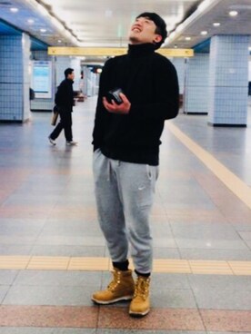 「me（ミイ）のアイテム」を使った、상현さん（メンズ・176cm）の春コーディネート