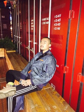 「me（ミイ）のアイテム」を使った、상현さん（メンズ・176cm）の春コーディネート