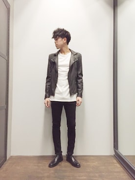「ALLSAINTS（オールセインツ）のアイテム（ライダースジャケット）」を使った、Bryanさん（メンズ・185cm）の春コーディネート