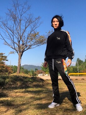 「doublet（ダブレット）のアイテム（ブルゾン）」を使った、スタークスさん（メンズ・174cm）の秋コーディネート