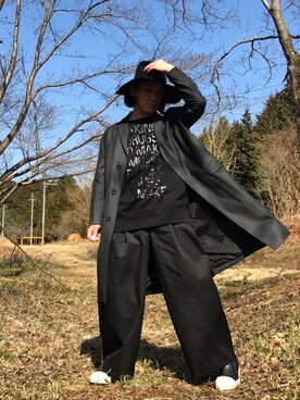 「JOHN LAWRENCE SULLIVAN（ジョンローレンスサリバン）のアイテム（チェスターコート）」を使った、スタークスさん（メンズ・174cm）の春コーディネート