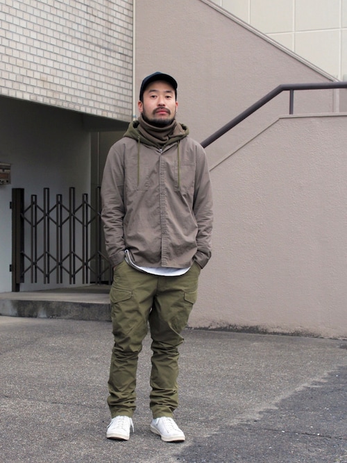 shop staff KEISUKE│nonnative Cargo trousers Looks - WEAR