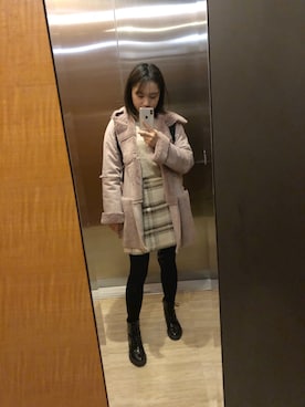 「one after another NICE CLAUP（ワンアフターアナザーナイスクラップ）のアイテム（ムートンコート）」を使った、yumi小麦さん（レディース・160cm）の冬コーディネート
