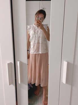 yumi小麦さんの「ハイウエストシフォンプリーツスカート（丈標準76～80cm）」を使ったコーディネート