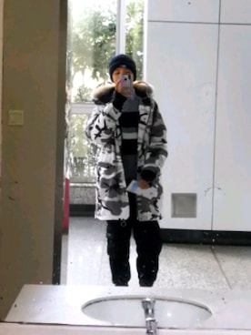 「TOMMY（トミー）のアイテム（帽子）」を使った、linykoさん（メンズ・187cm）の冬コーディネート