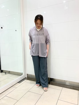 「URBAN RESEARCH（アーバンリサーチ）のフードシアーニット（ニット/セーター）」を使った、yamamotoさん（レディース・155cm）の春コーディネート