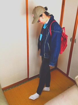 「ラガーシャツ」｜「アイテム（デニムジャケット）」を使った、ニコさん（レディース・160cm）の冬コーディネート