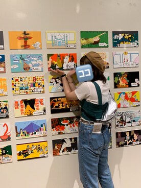 「アイテム（ボディバッグ/ウエストポーチ、シルバー系）」を使った、ニコさん（レディース・160cm）の春コーディネート