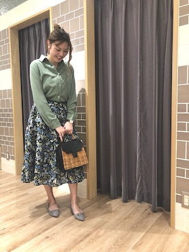 「アイテム（パンプス、グレー系）」を使った、はるかさん（レディース・161cm）の春コーディネート