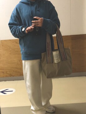 「CIAOPANIC TYPY（チャオパニックティピー）の〈裏起毛〉USAコットンスウェットパーカー（パーカー、ブルー系）」を使った、えーりあんさん（レディース・164cm）の冬コーディネート