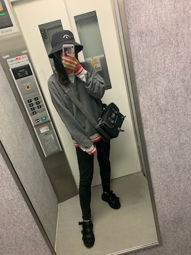 ROHIさんのコーディネート