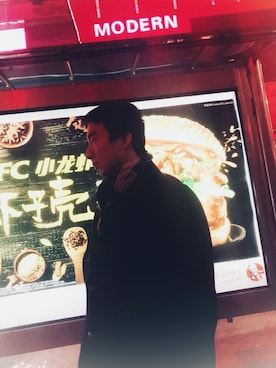 「H&M（エイチ・アンド・エム）のアイテム（ダッフルコート）」を使った、胡先森さん（メンズ・178cm）の冬コーディネート