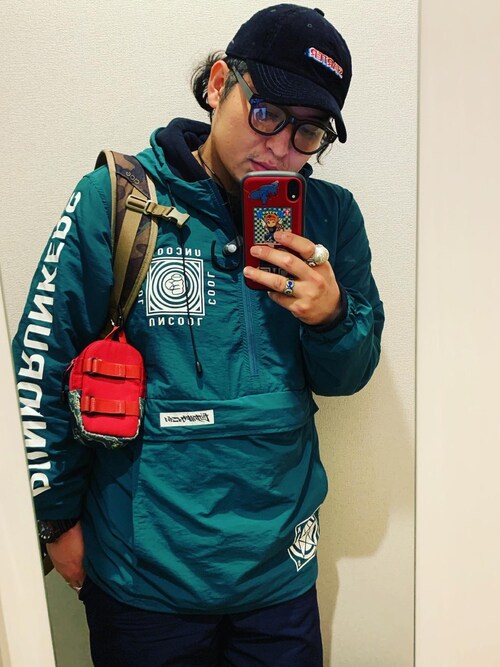 Columbia コロンビア のポーチを使った人気ファッションコーディネート Avanca