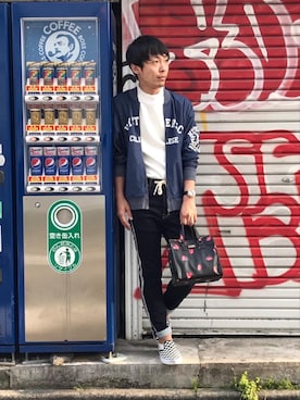 「ミニトート」｜「アイテム（ブルゾン）」を使った、けんたさん（メンズ・174cm）の春コーディネート