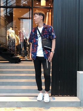 「スタッズベルト」｜「アイテム（バッグ）」を使った、けんたさん（メンズ・174cm）の夏コーディネート
